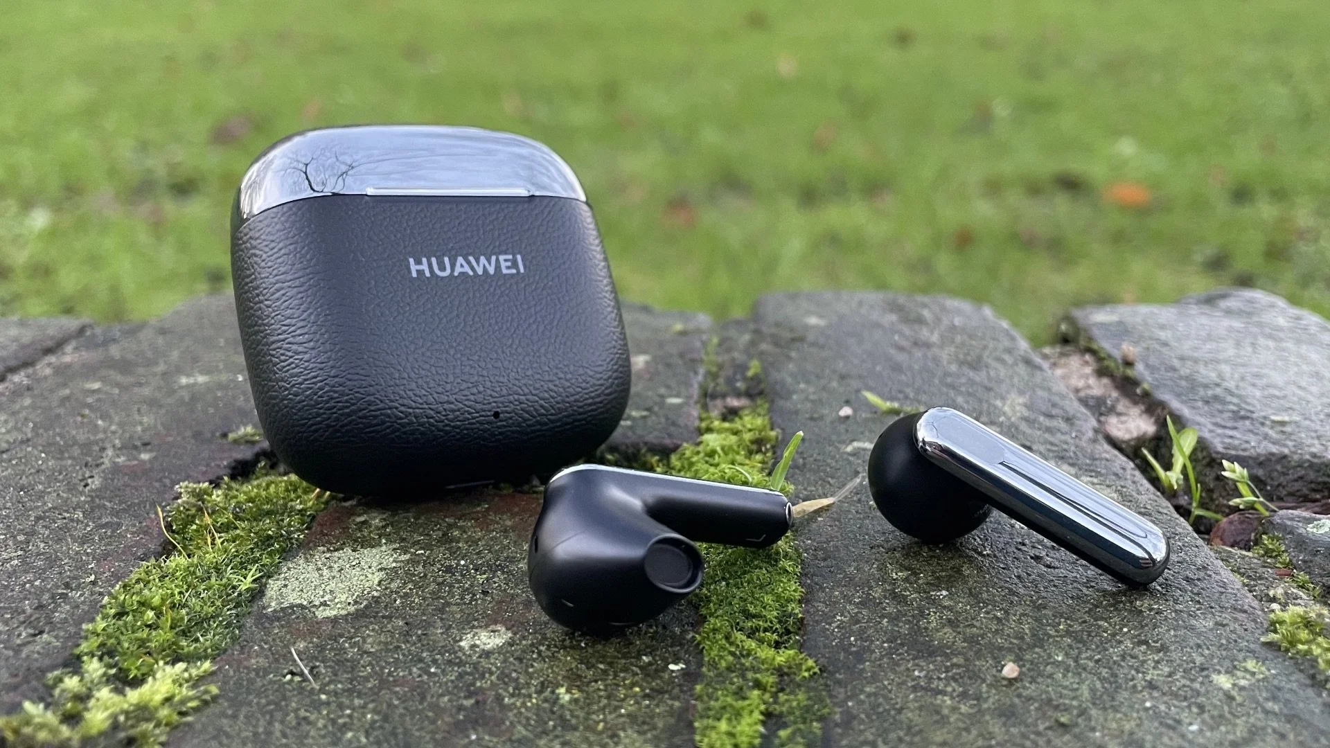 Huawei FreeBuds 6 review: Exceptional earbuds for phone calls
